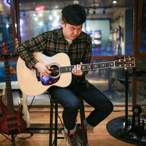 午夜精品一区二区三区在线视频
